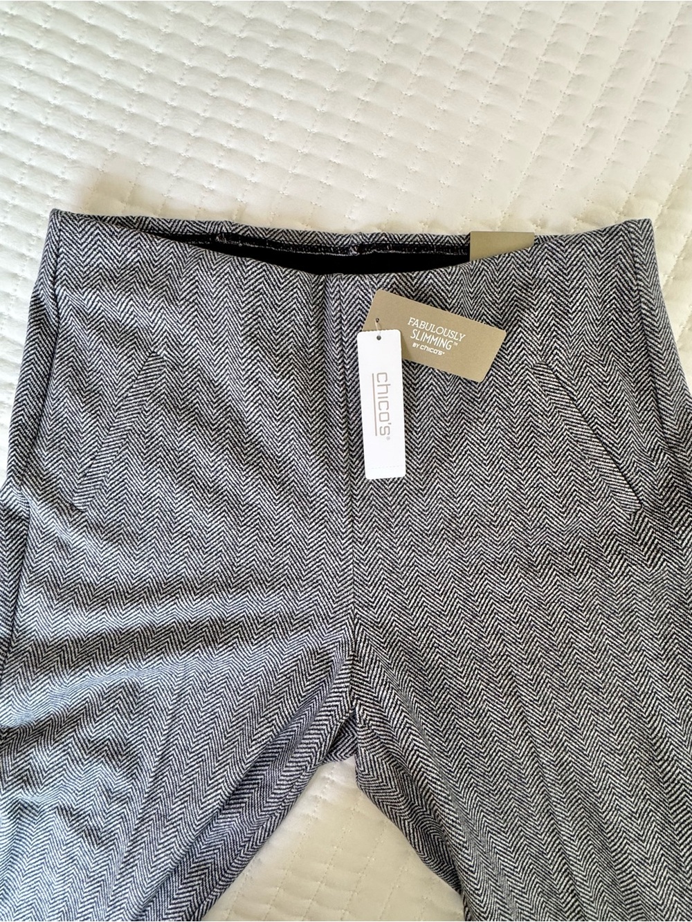 NWT Chico’s Ponte So Slimming Herringbone Pull-On Slim Ankle Pant 10/1.5